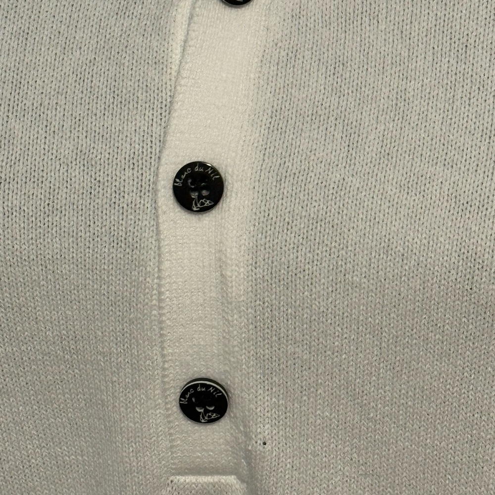 V-Neck White Sweater - Picture 4 of 5